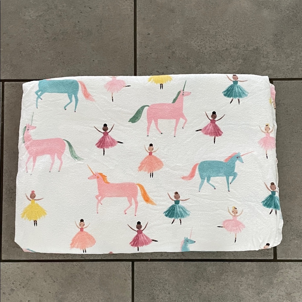 Pottery Barn Kids Whimsical Print Flannel Sheets and Duvet Set